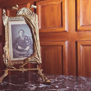 Oscar Wilde Room